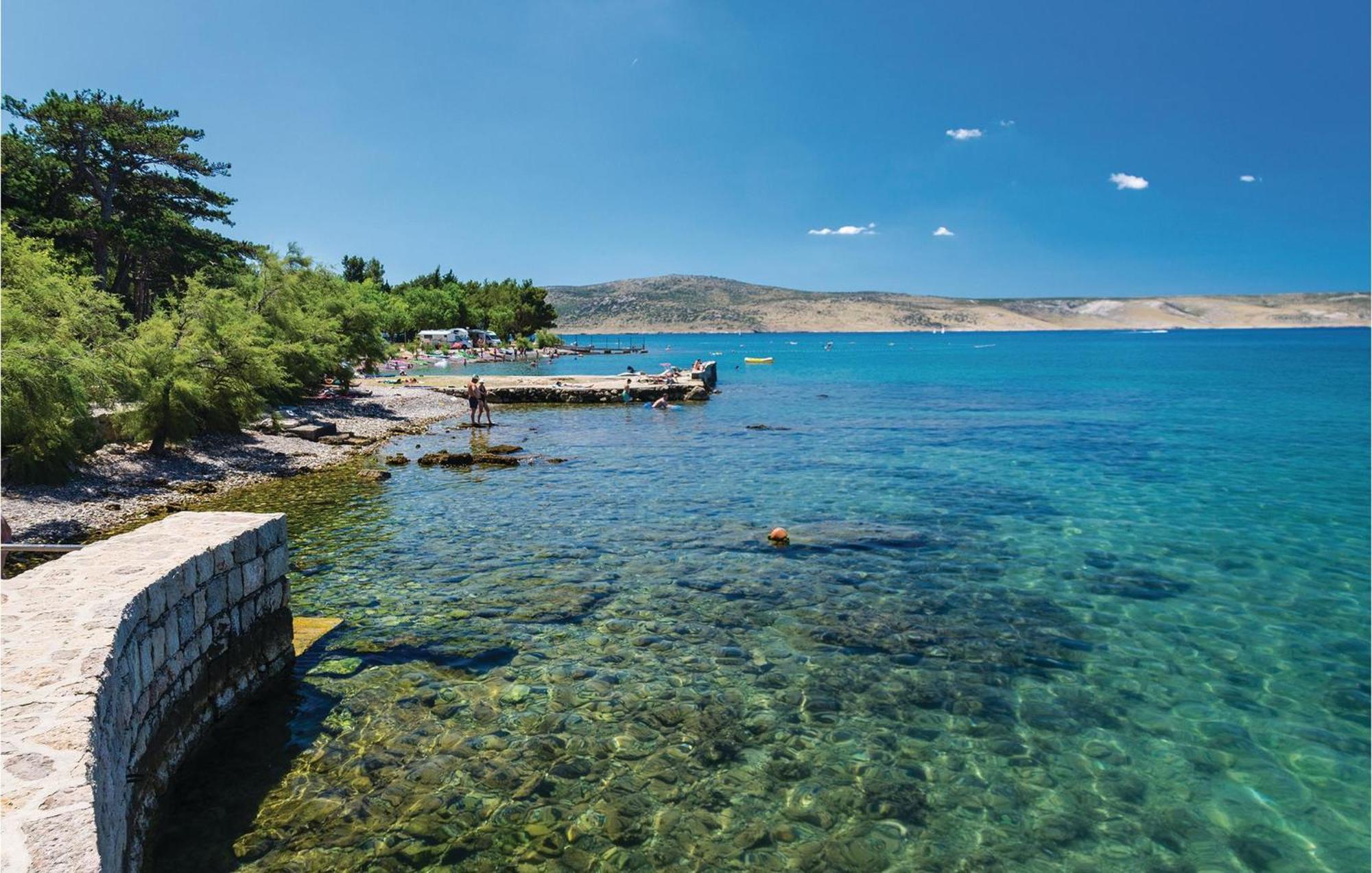 4 Bedroom Awesome Apartment In Starigrad Bagian luar foto